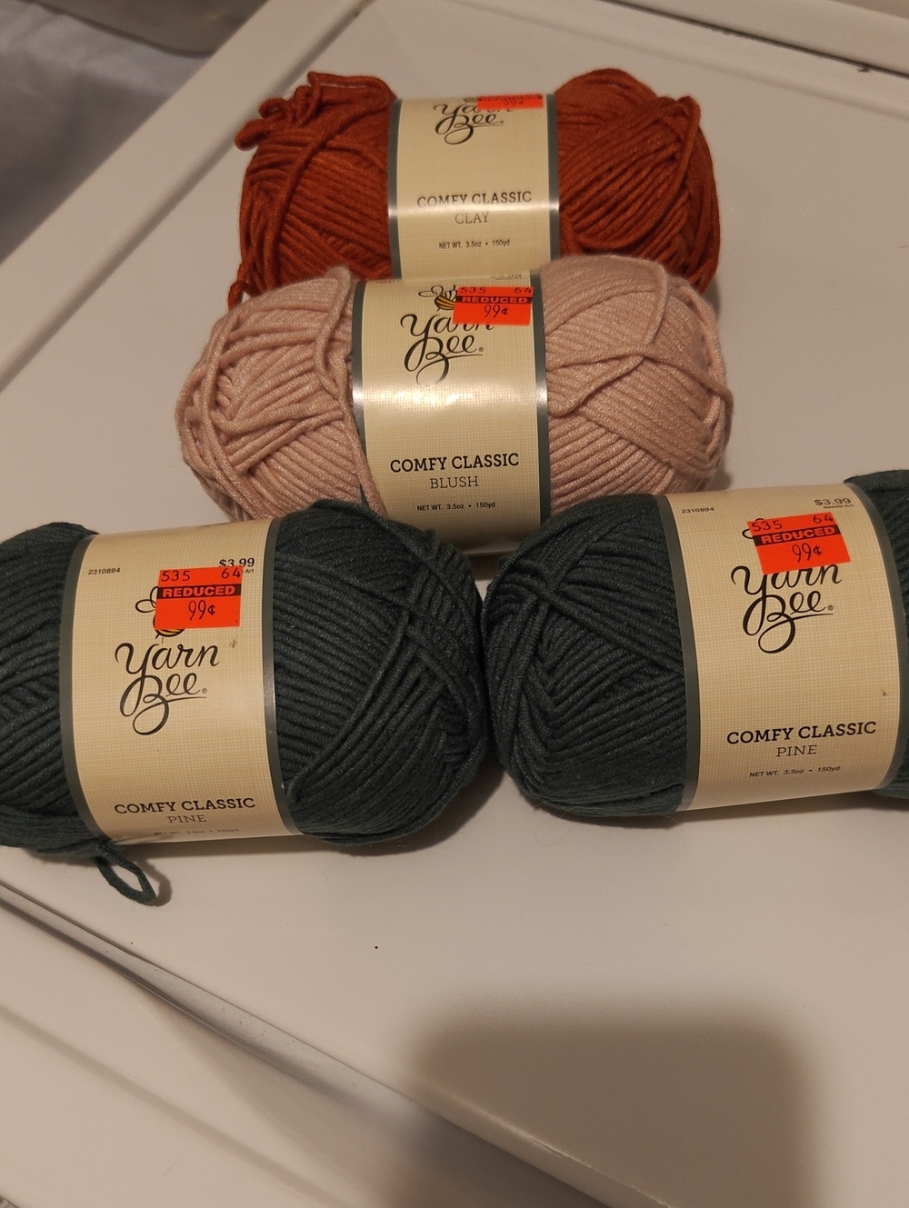 Comfy Classic Yarn - Pine, Blush, Clay